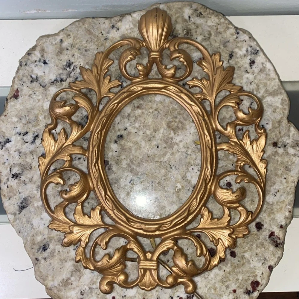 Antique Vintage 1920’s Brass Victorian Standing Easel Frame Gold Gilt Ornate